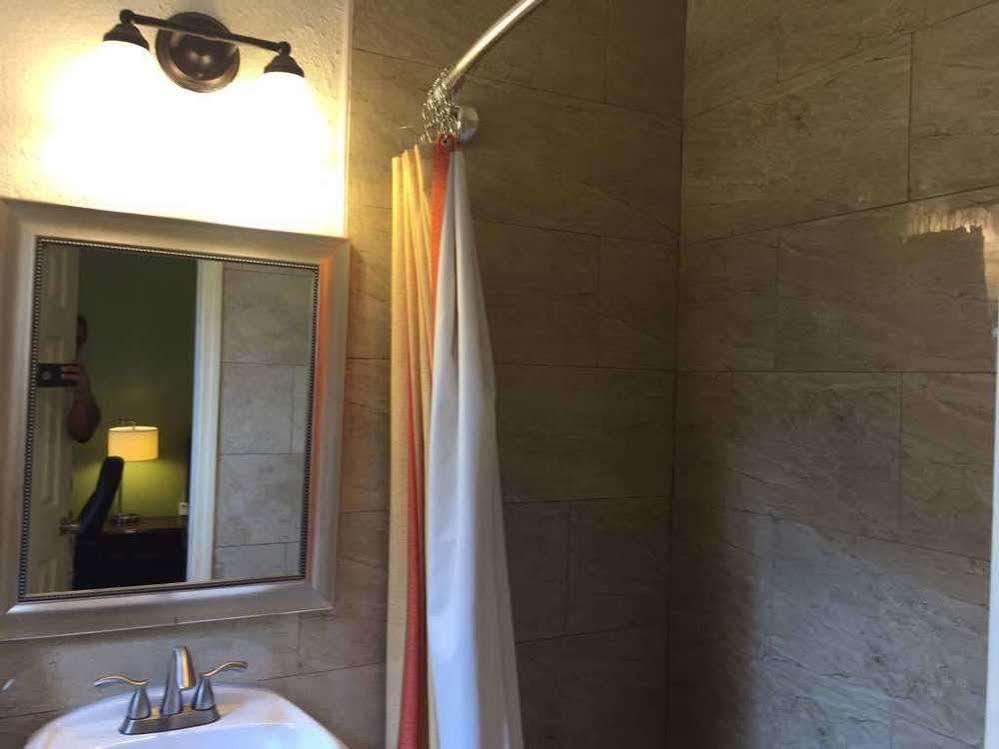 Delux Inn Κλιαργουότερ Εξωτερικό φωτογραφία