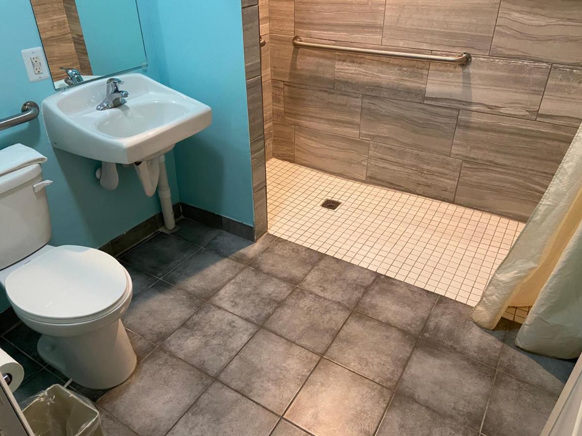 Delux Inn Κλιαργουότερ Εξωτερικό φωτογραφία